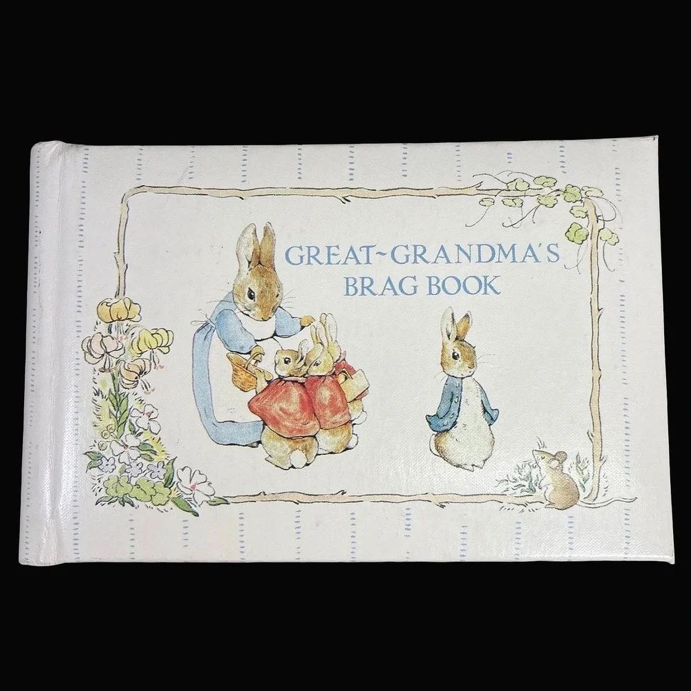 Vintage Beatrix Potter Great Grandma Brag Book Photo Album Peter Rabbit 1990